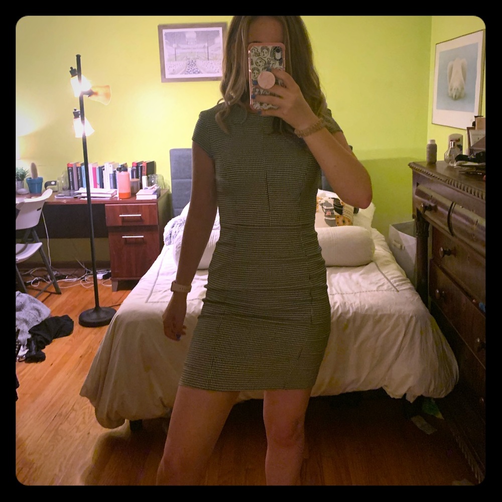 Super cute wear to work dress!